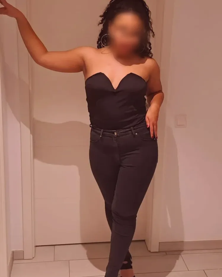 Chloe, 27 años